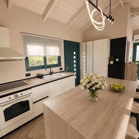 Sunrise Bay Retreat Apartment *